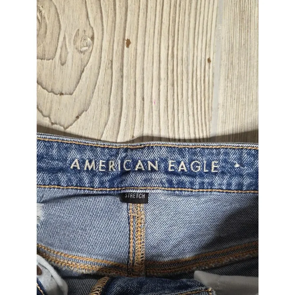 American Eagle Distressed Mom Short Jean Shorts Womens Size 6